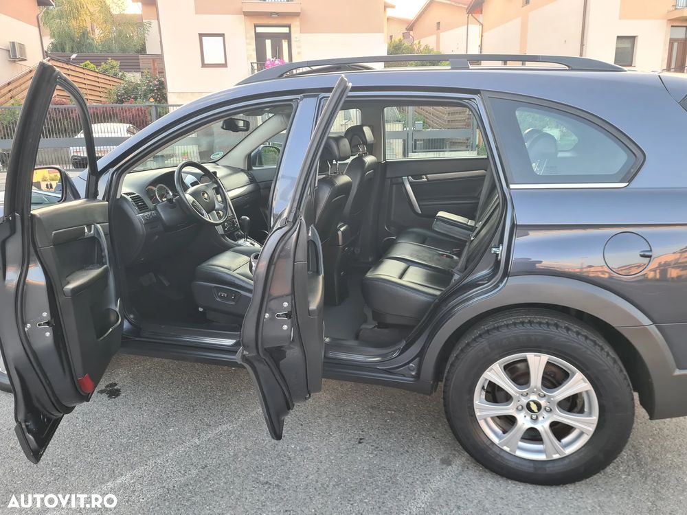 Chevrolet Captiva 2.0 4WD 7 Sitzer Automatik LT - 24