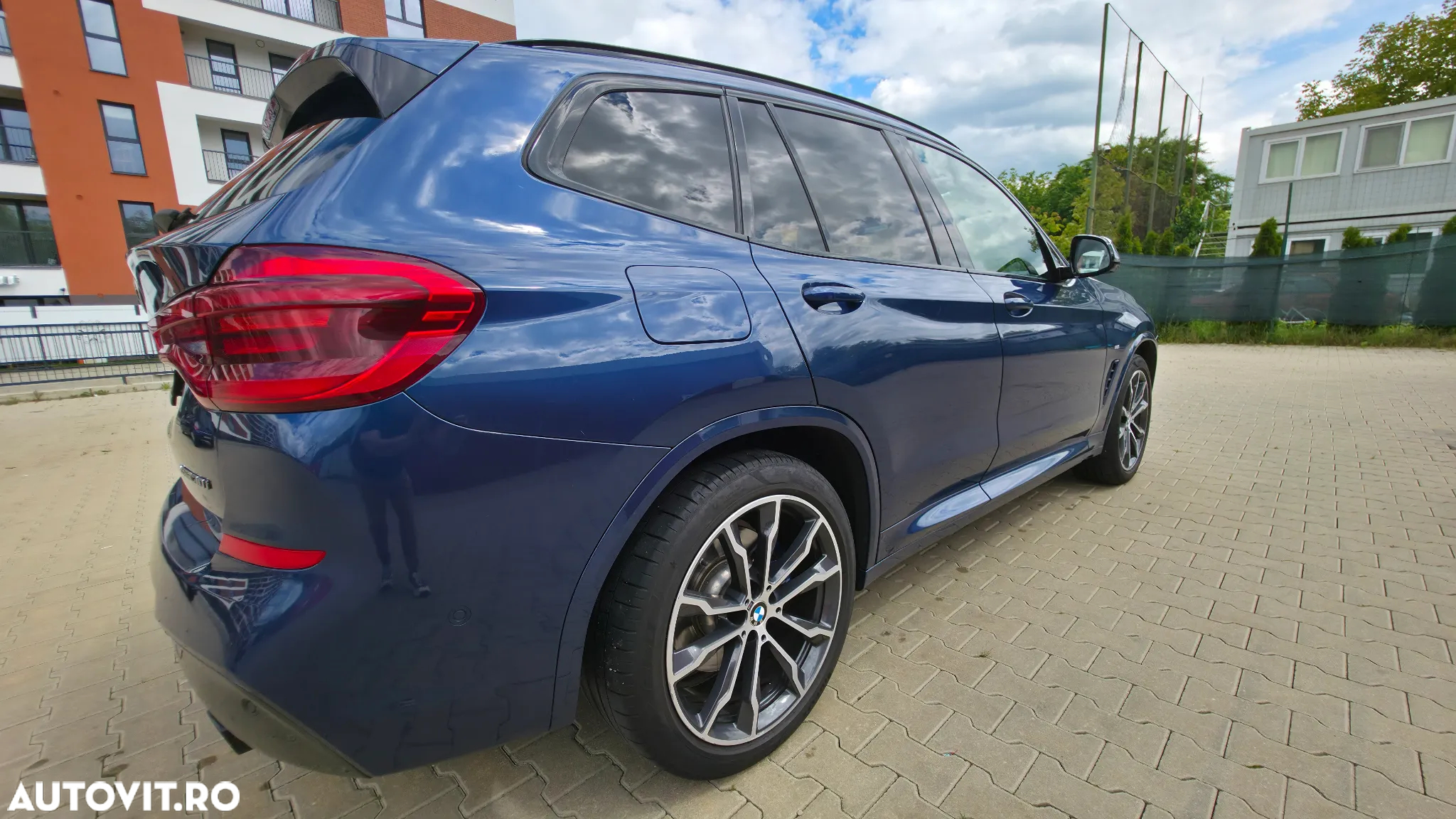 BMW X3 xDrive30i AT - 8