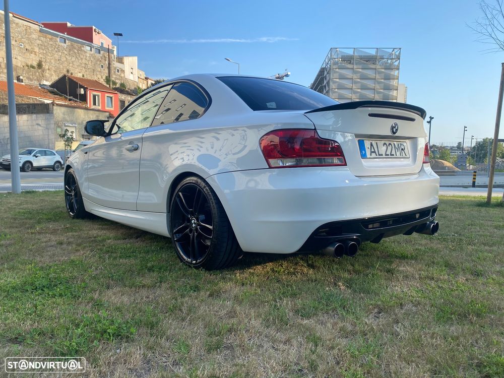 BMW 118 d Limited Edition Lifestyle c/ M Sport Pack - 6
