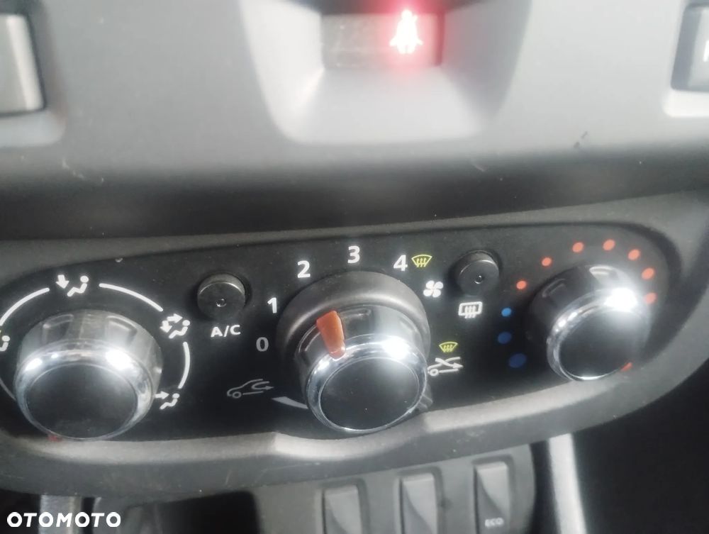 Dacia Duster 1.2 TCe Laureate S&S EU6 - 22