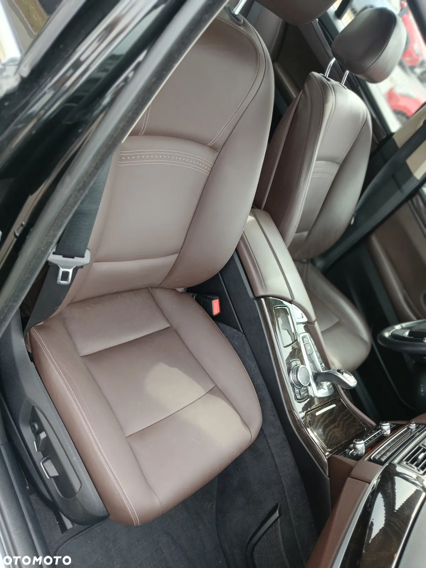 BMW Seria 5 528i xDrive Luxury Line - 13