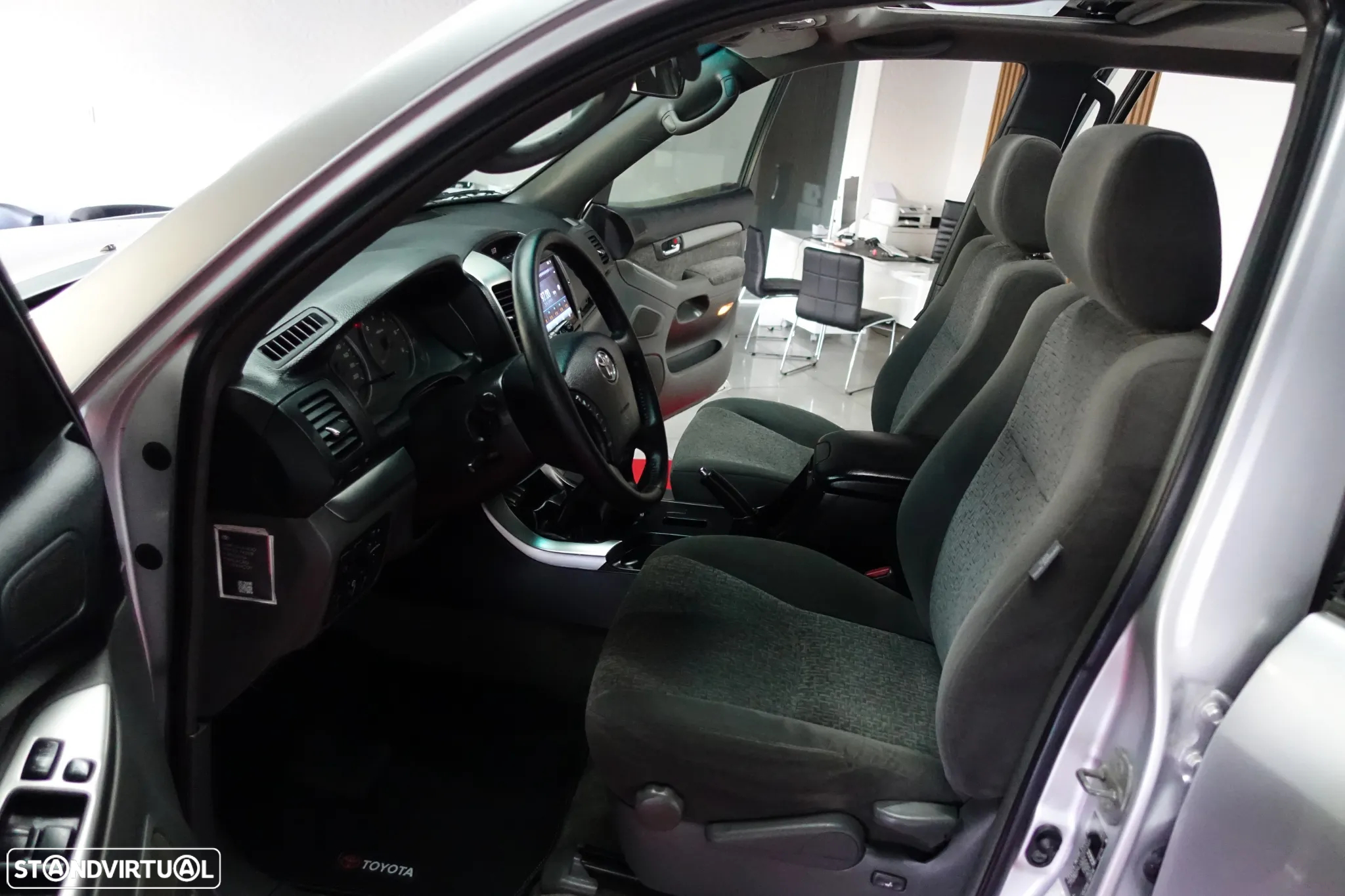 Toyota Land Cruiser 3.0 D-4D Std TA - 30
