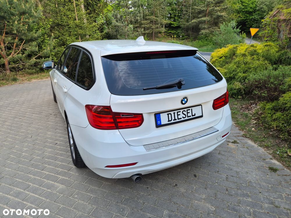 BMW Seria 3 318d Modern Line - 12