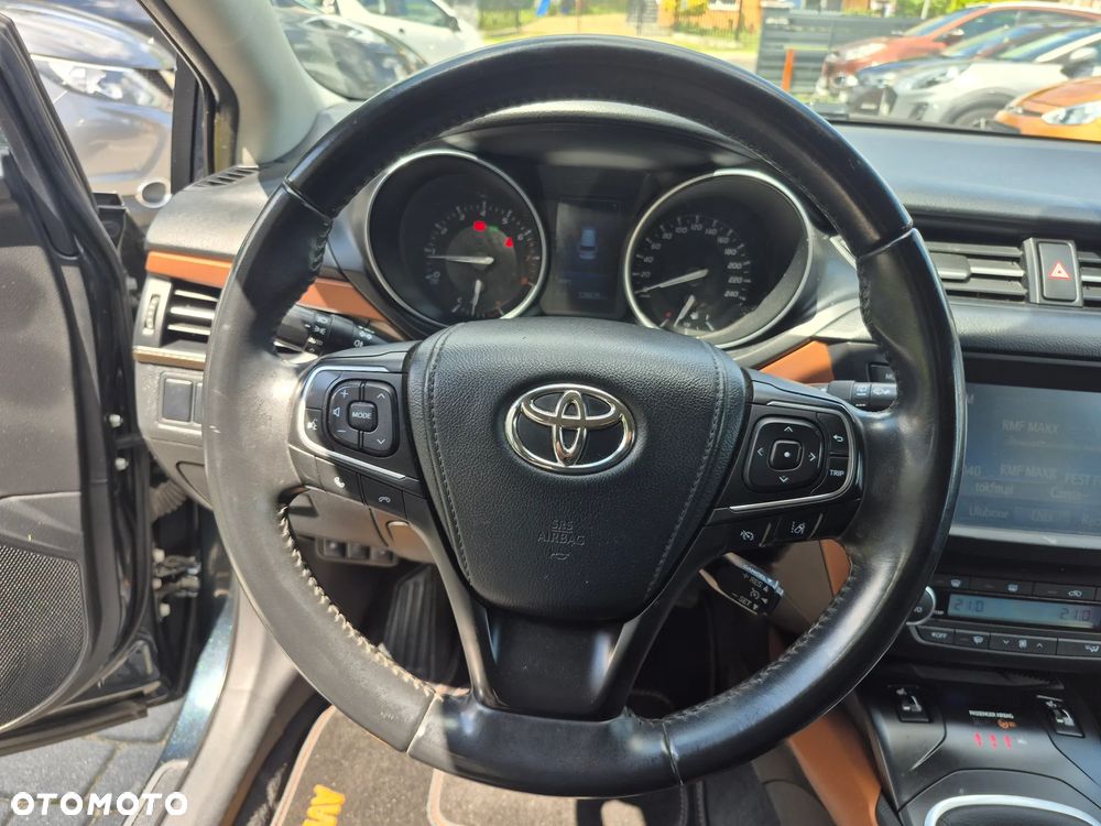 Toyota Avensis 1.8 Business Edition - 22