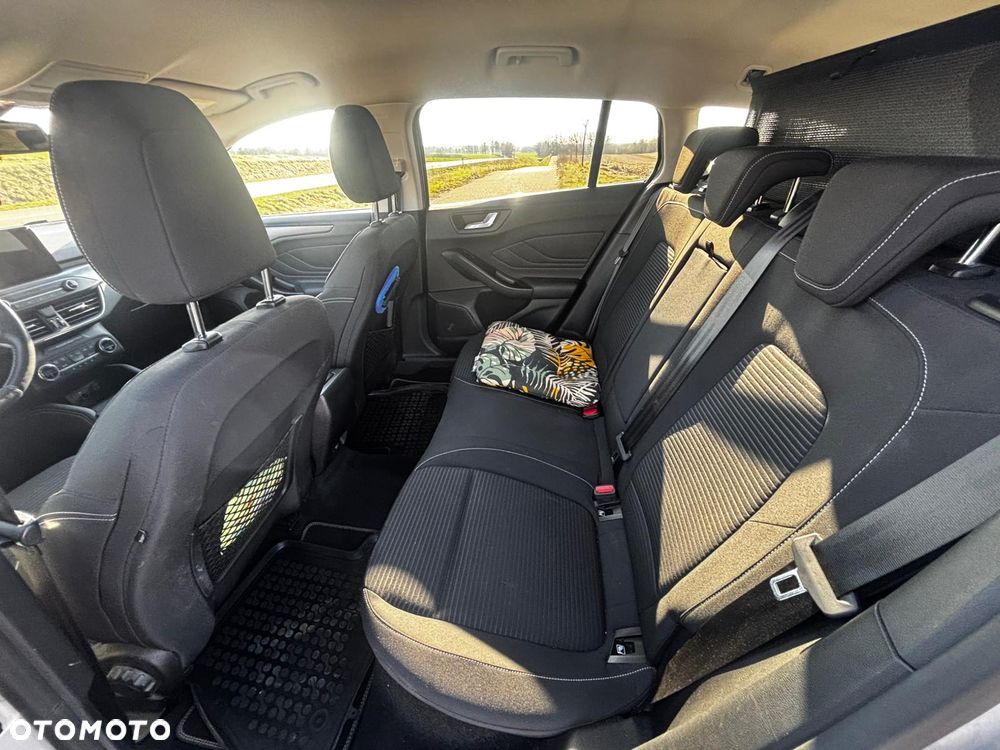 Ford Focus 2.0 EcoBlue Titanium - 17