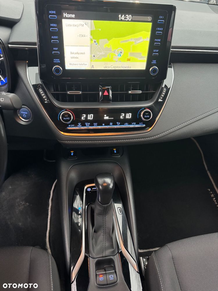 Toyota Corolla 1.8 Business Edition - 18