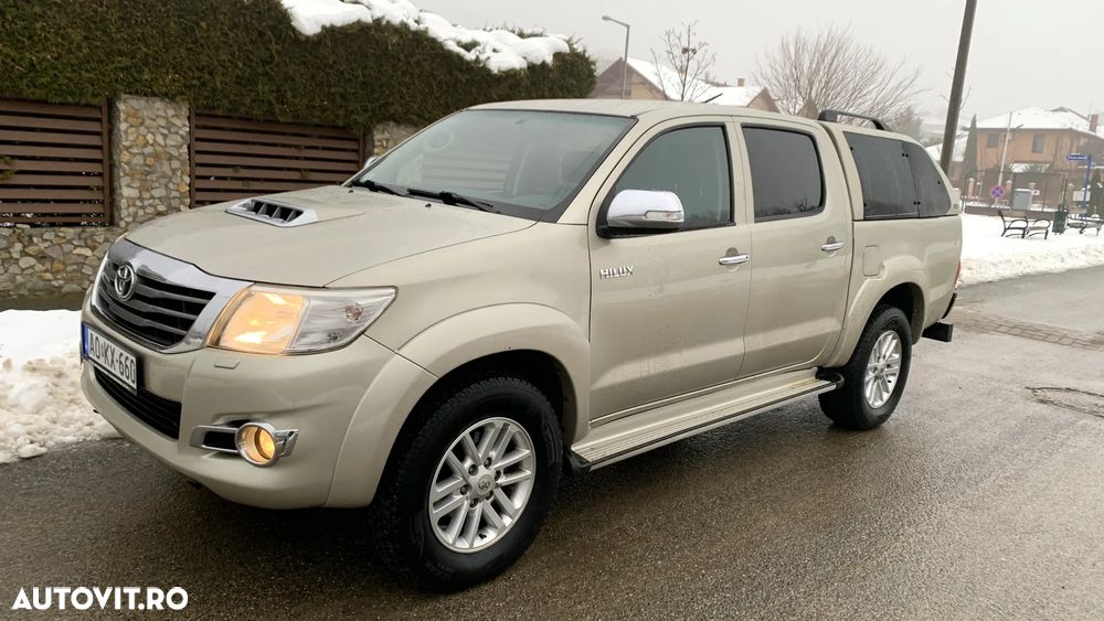 Toyota Hilux - 7