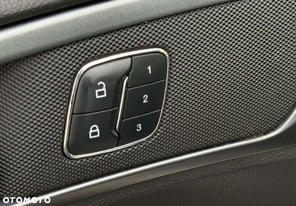 Ford Fusion - 20