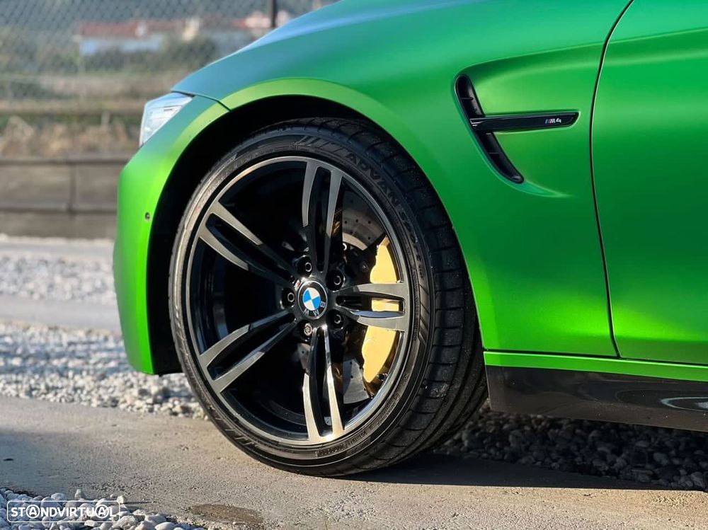 BMW M4 Auto - 4