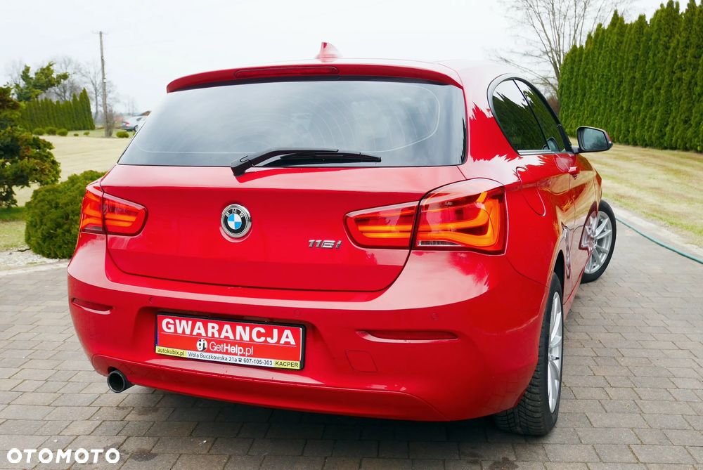 BMW Seria 1 - 10