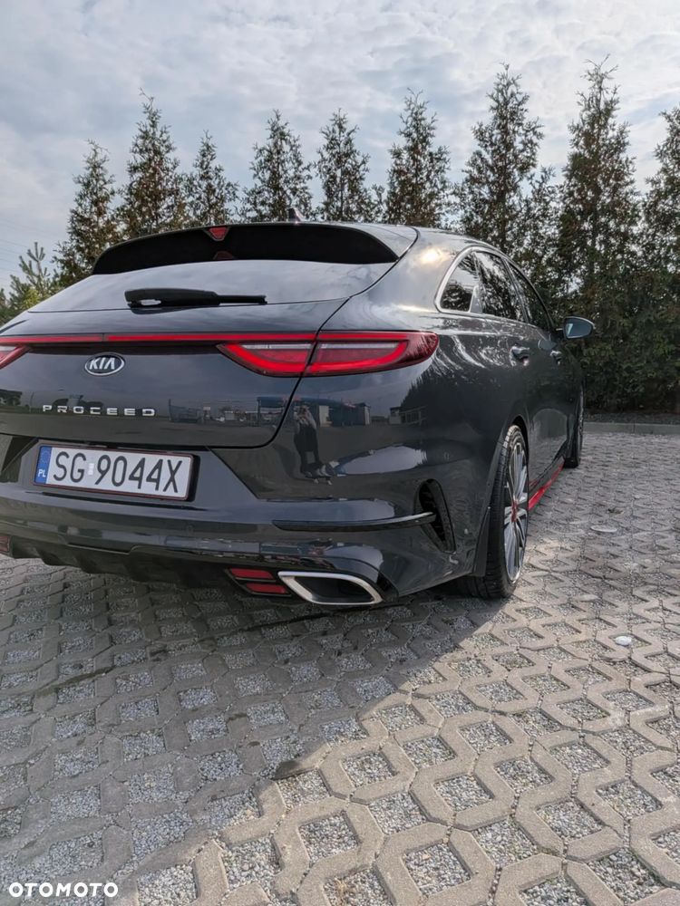 Kia ProCeed - 5