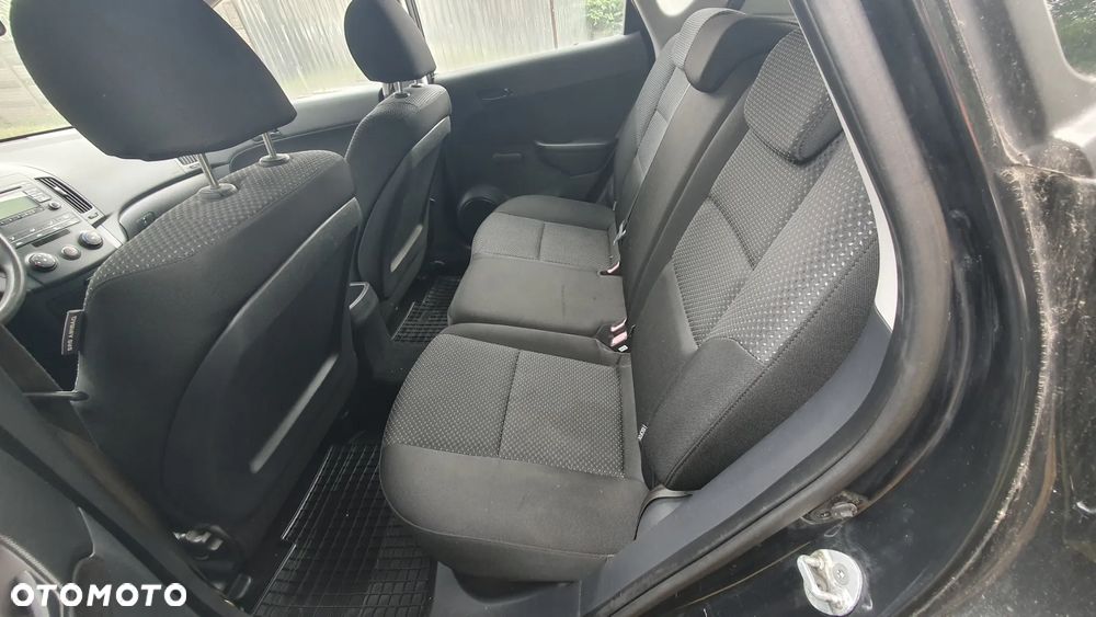 Hyundai i30 1.4 Classic - 4