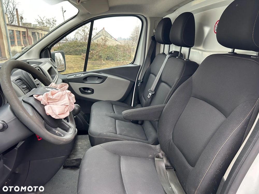 Renault Trafic - 11