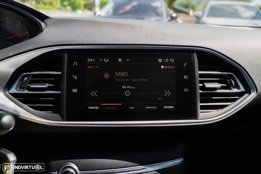 Peugeot 308 - 16