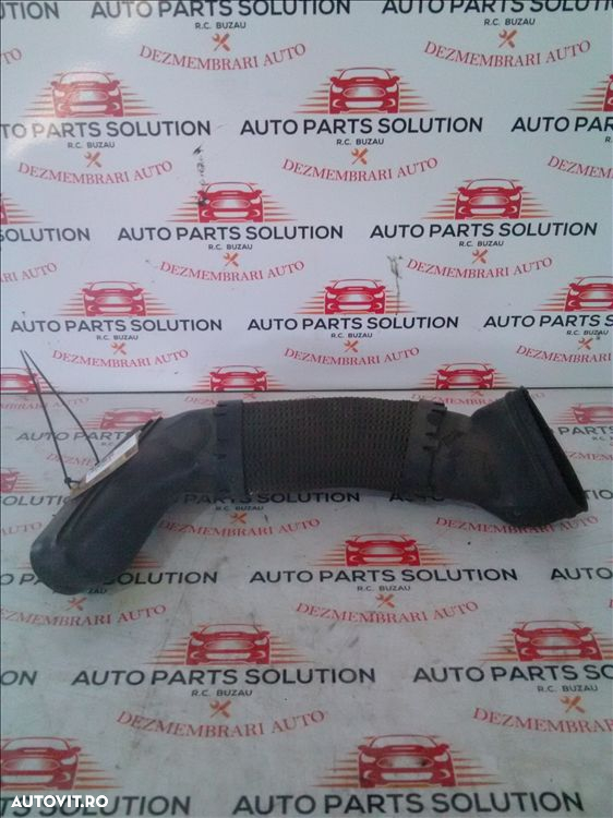 tubulatura admisie dreapta mercedes benz e coupe 3.0d an fabr. 2010