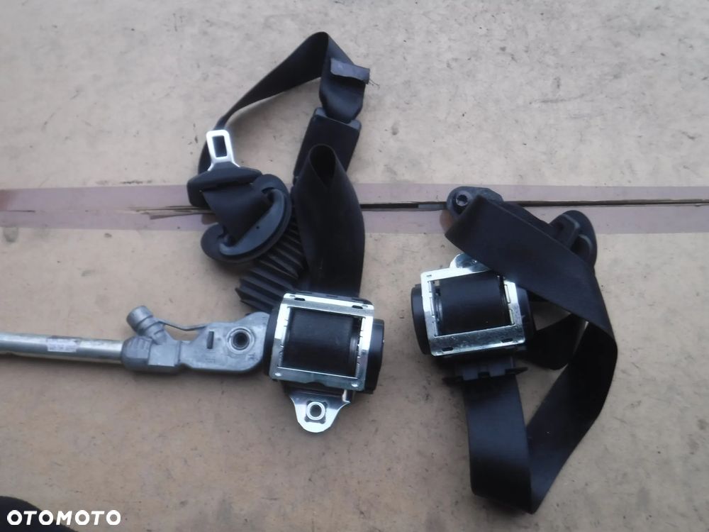 Bmw  E60 E61 pas pasy bezpieczenstwa przod napinacz komplet dopinacz - 1