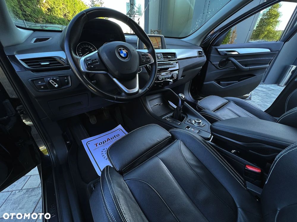 BMW X1 sDrive18d xLine - 18