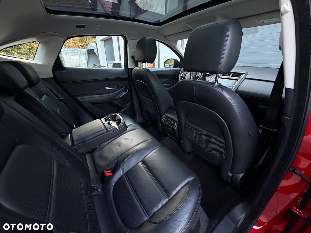 Jaguar E-Pace - 21