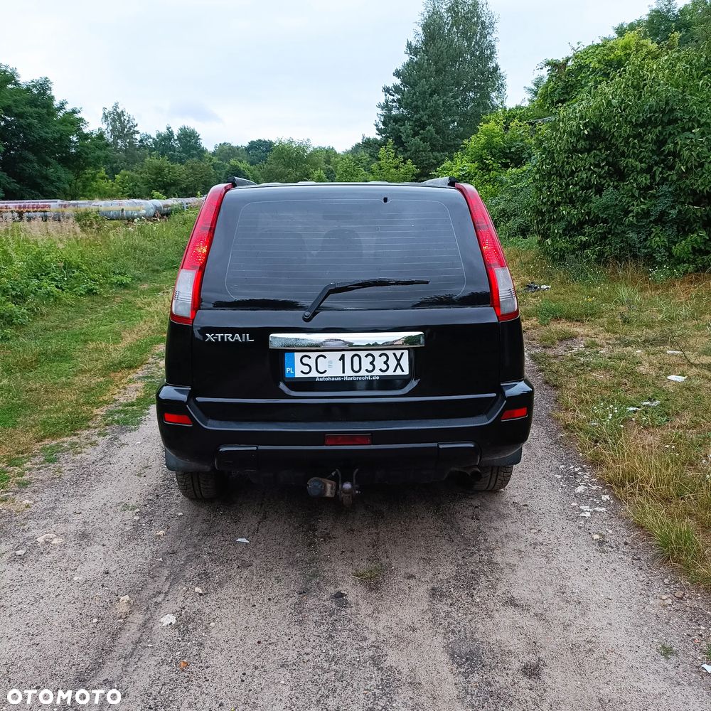 Nissan X-Trail 2.0 Comfort - 2