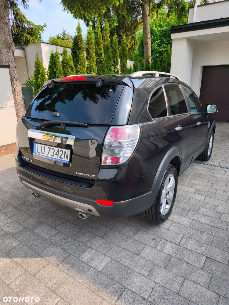 Chevrolet Captiva 2.0 d LT medium 5os - 9