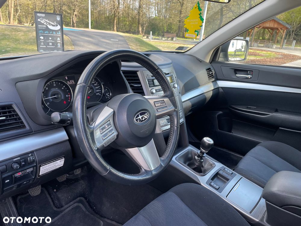 Subaru Outback 2.0 D Comfort - 28