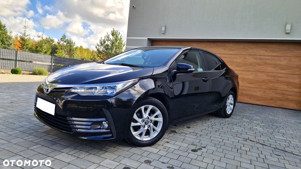 Toyota Corolla 1.6 Classic Plus - 1