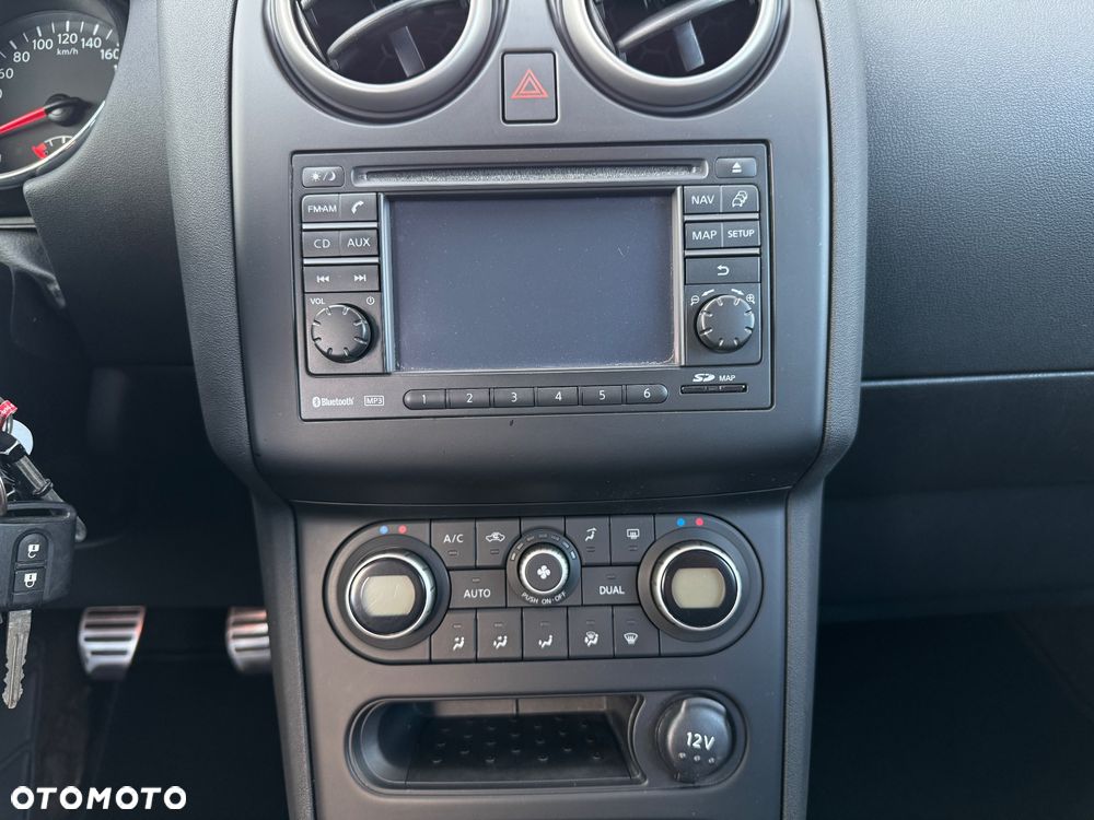 Nissan Qashqai 2.0 4 x 4 lounge - 14