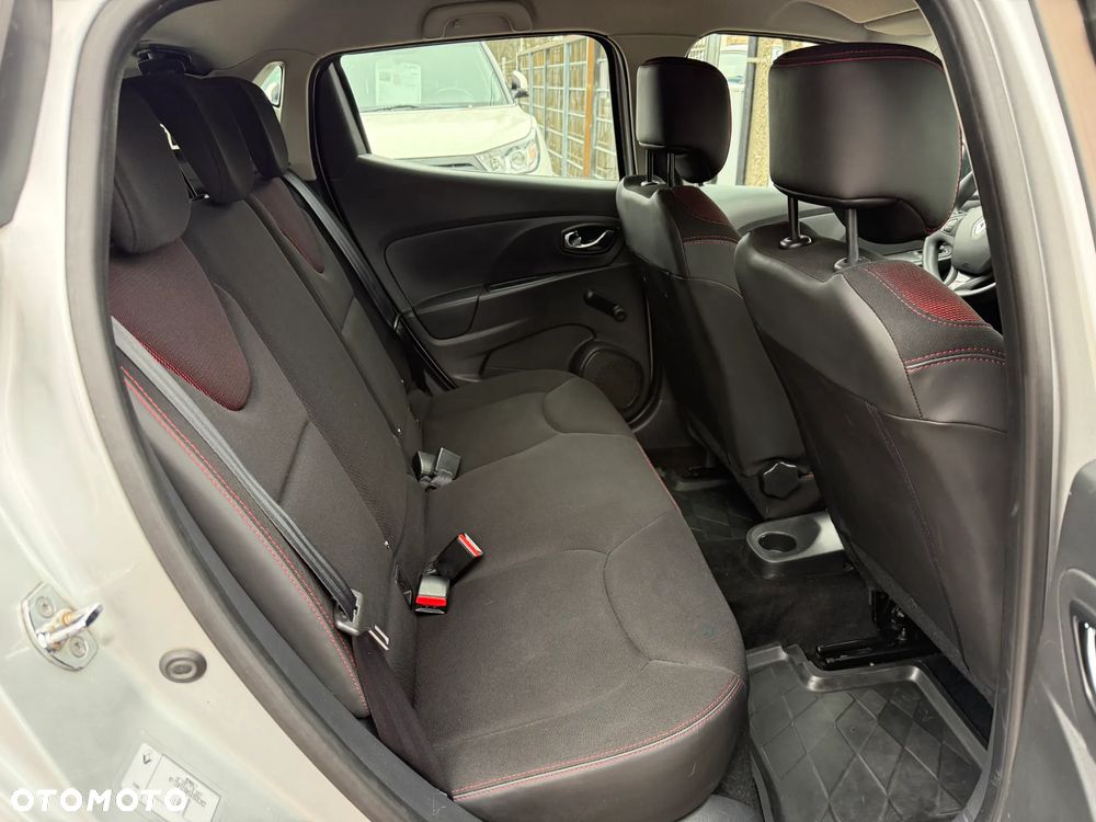 Renault Clio 1.2 16V 75 LIMITED - 17