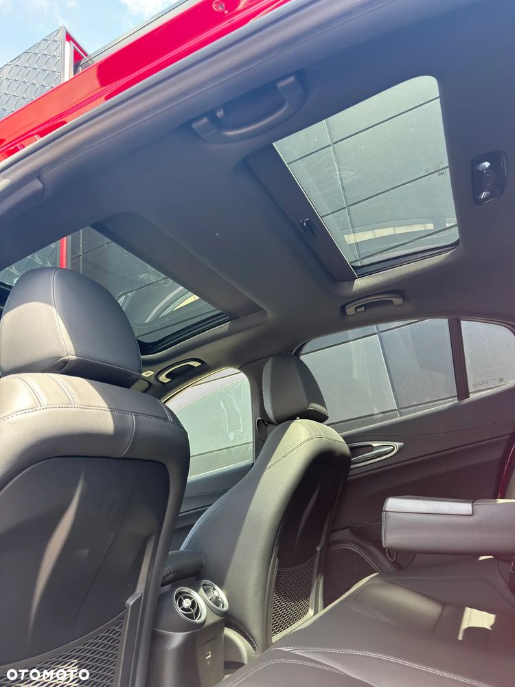 Alfa Romeo Giulia 2.0 Turbo Veloce Q4 - 11