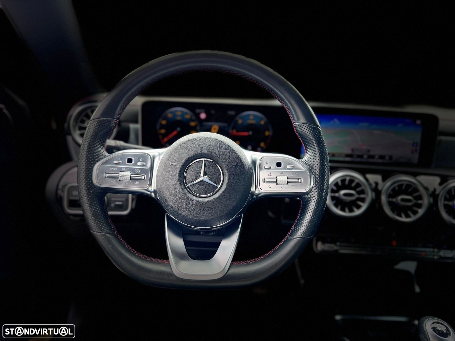 Mercedes-Benz CLA 180 - 26