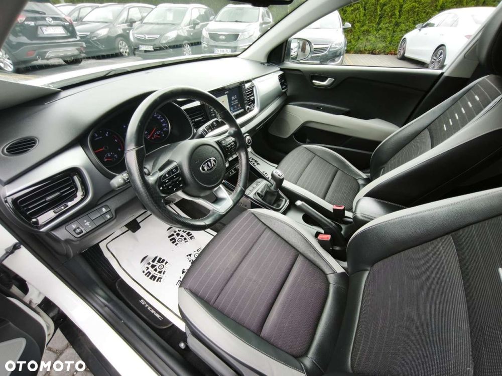 Kia Stonic - 7