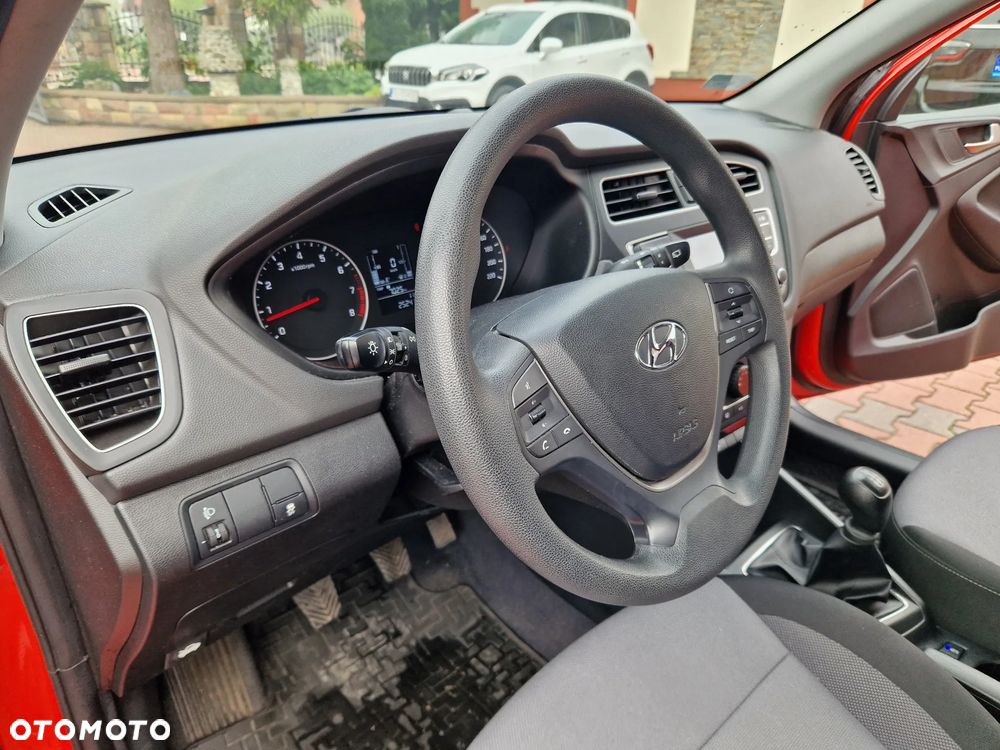 Hyundai i20 1.2 Classic Plus - 19