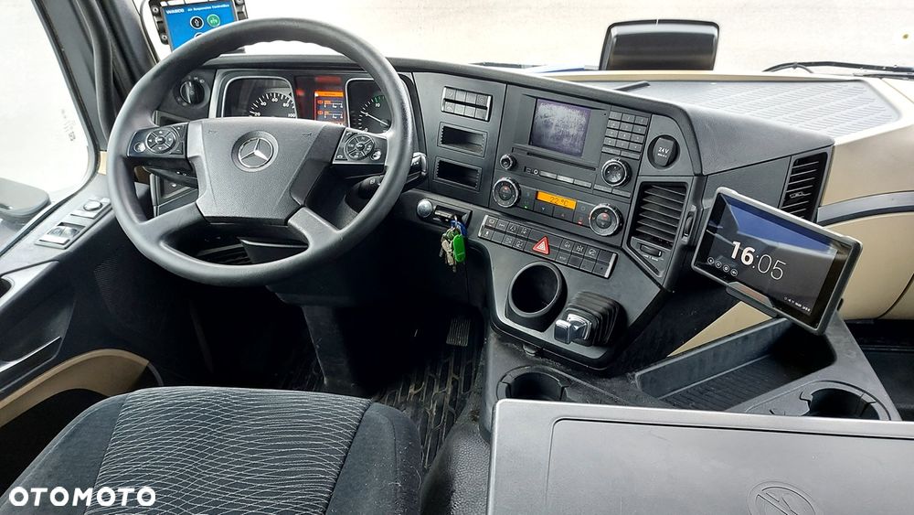 Mercedes-Benz 1843 - 3