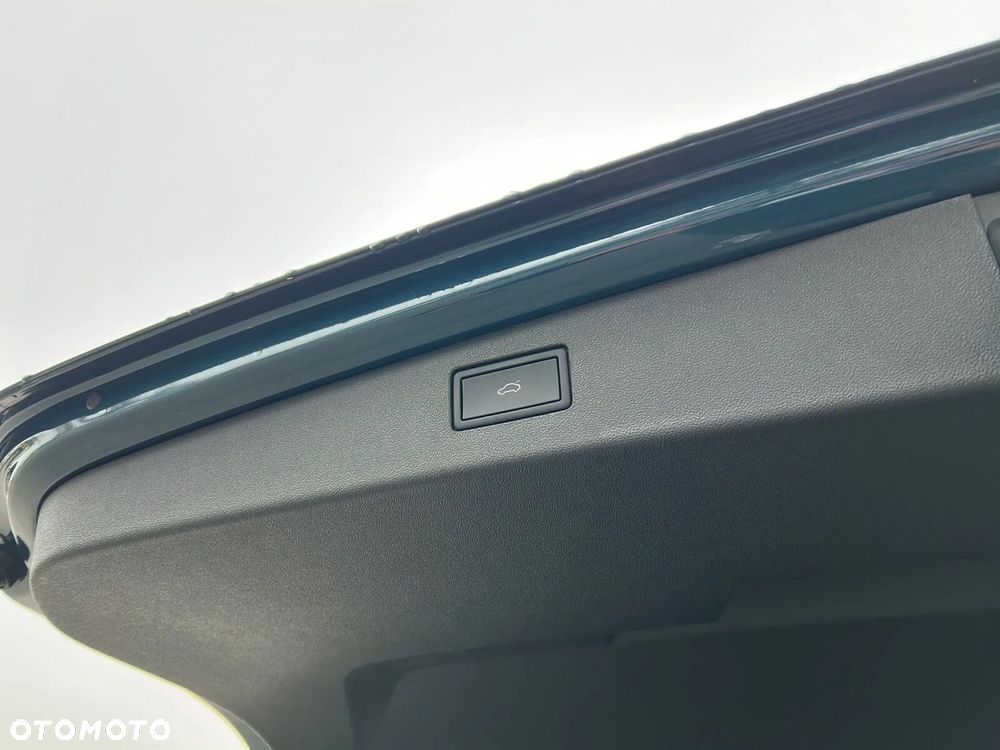 Volkswagen Tiguan - 27