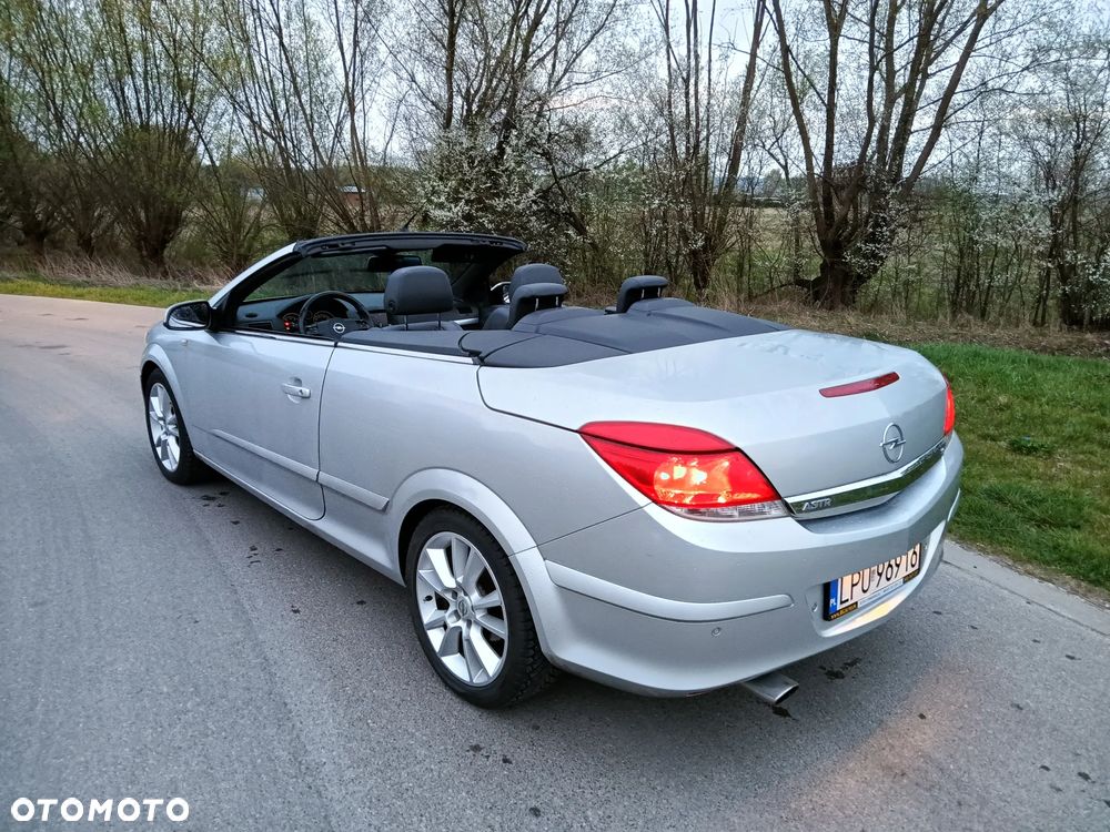 Opel Astra 1.8 Cosmo - 3