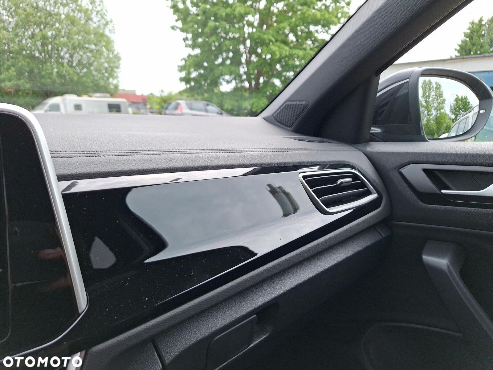 Volkswagen T-Roc 1.5 TSI R-Line Plus DSG - 27