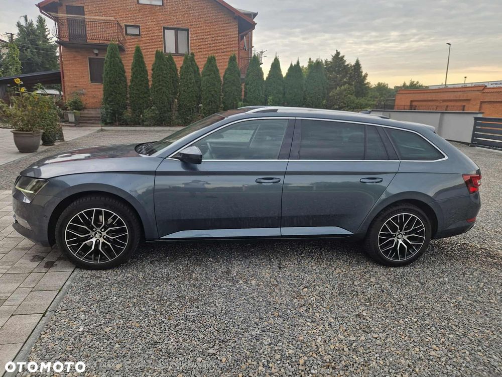 Skoda Superb 2.0 TDI 4x4 Style DSG - 2
