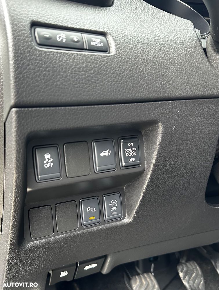 Nissan X-Trail 1.6 dCi ALL-MODE 4x4i Tekna - 33