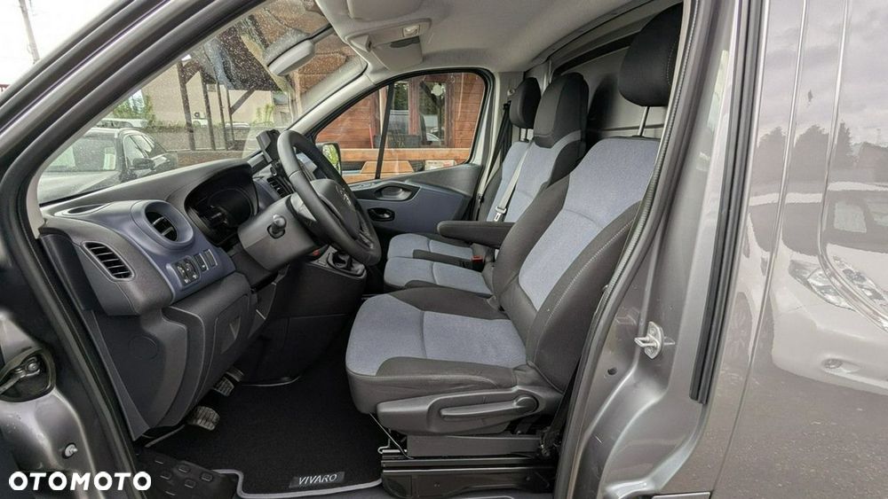 Opel Vivaro - 15