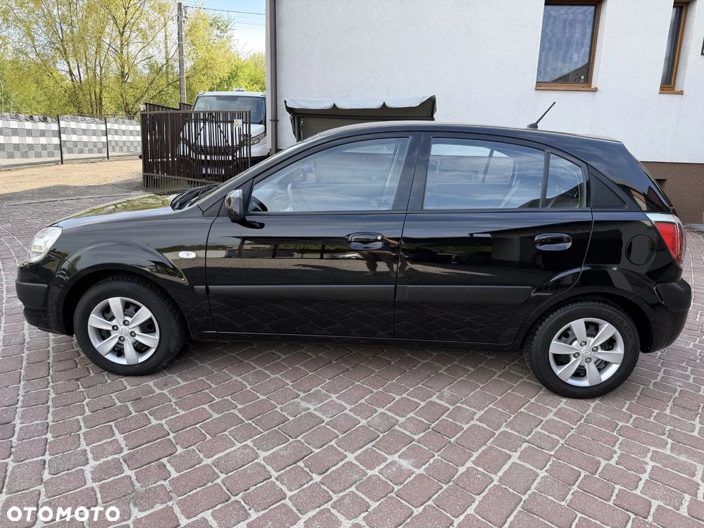 Kia Rio 1.4 Vision - 33