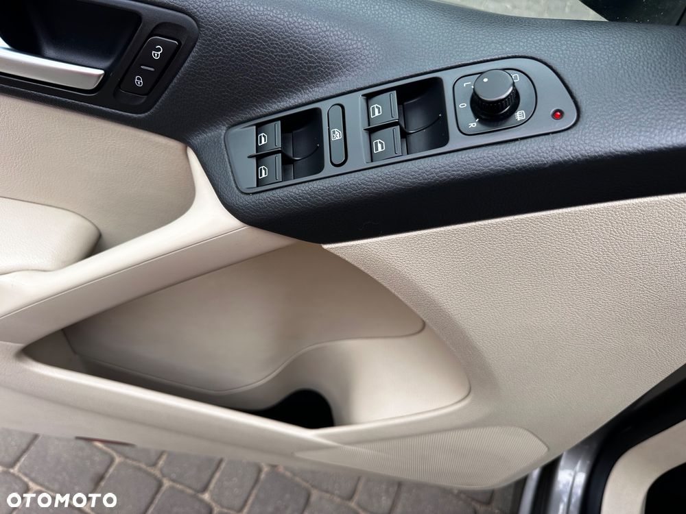 Volkswagen Tiguan 2.0 TDI DPF 4Motion Track & Style - 22