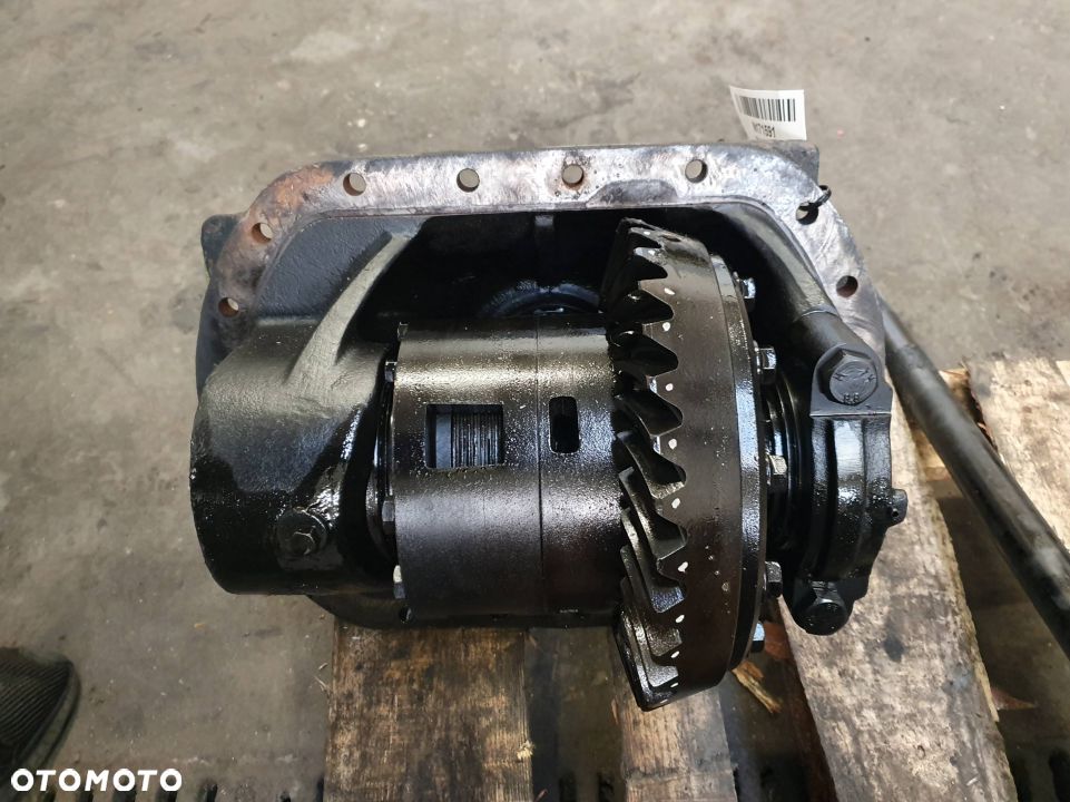WKŁAD MOSTU PRZÓD JCB FASTRAC 3230 33/11 - 2