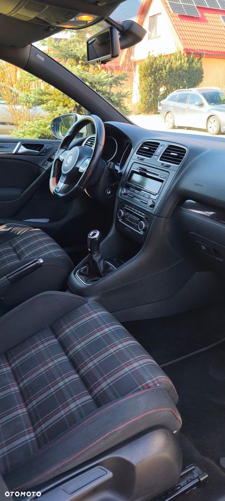 Volkswagen Golf 2.0 GTI - 10