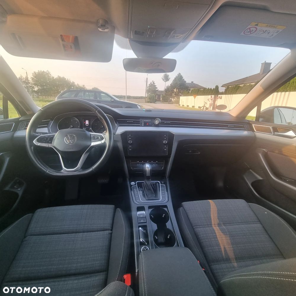 Volkswagen Passat 2.0 TDI SCR Comfortline DSG - 13
