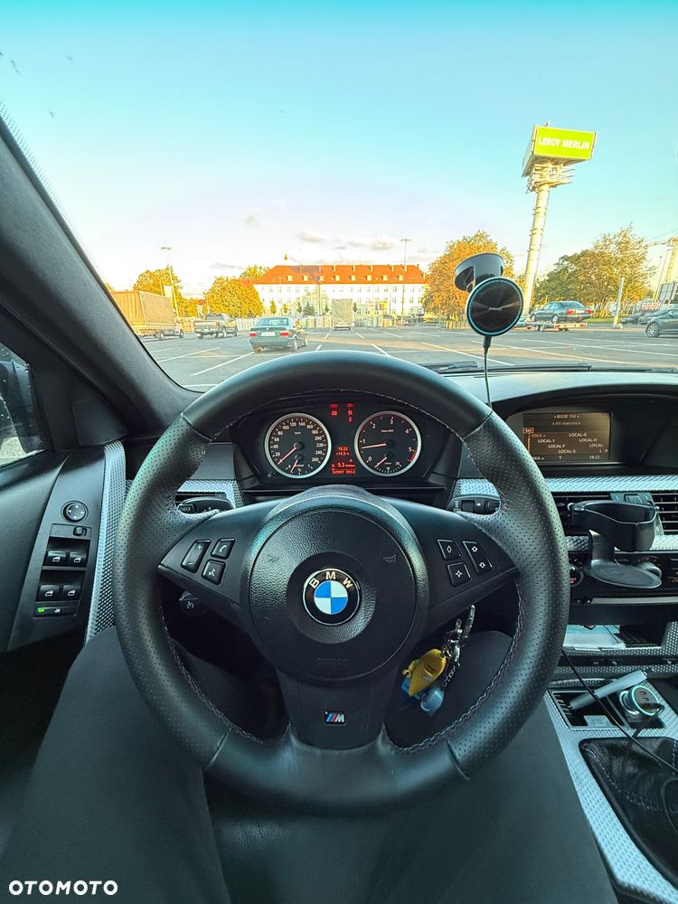 BMW Seria 5 530d - 24