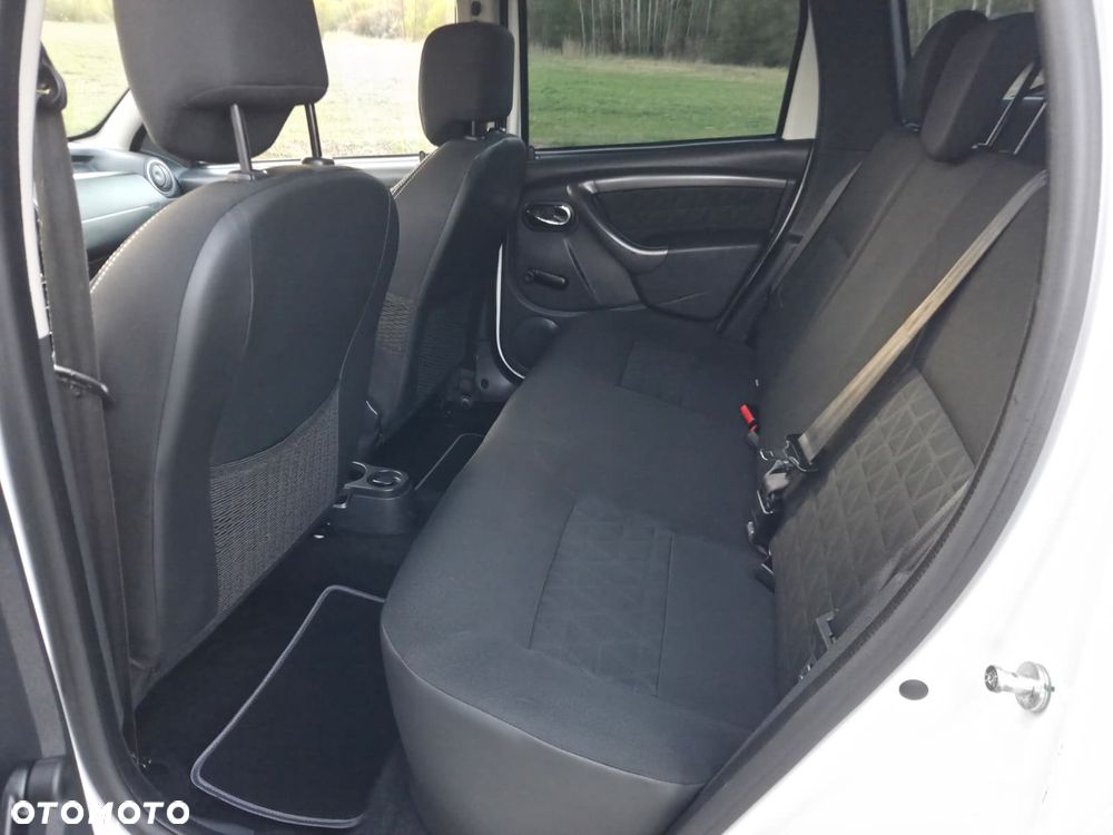 Dacia Duster dCi 90 FAP 4x2 Ambiance - 15