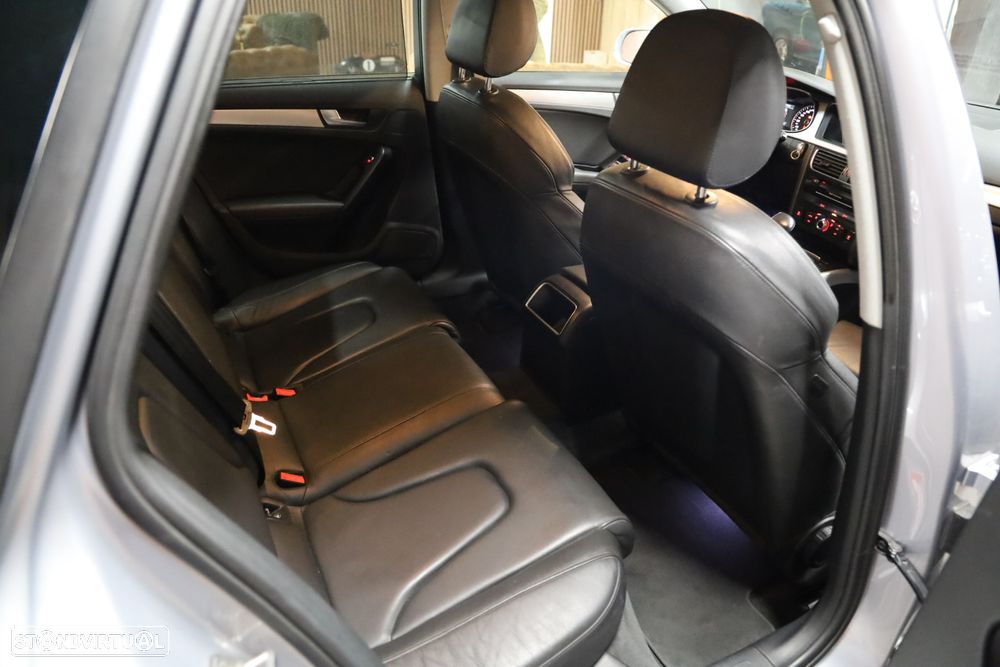 Audi A4 Avant 2.0 TDI Multitronic S-line - 13