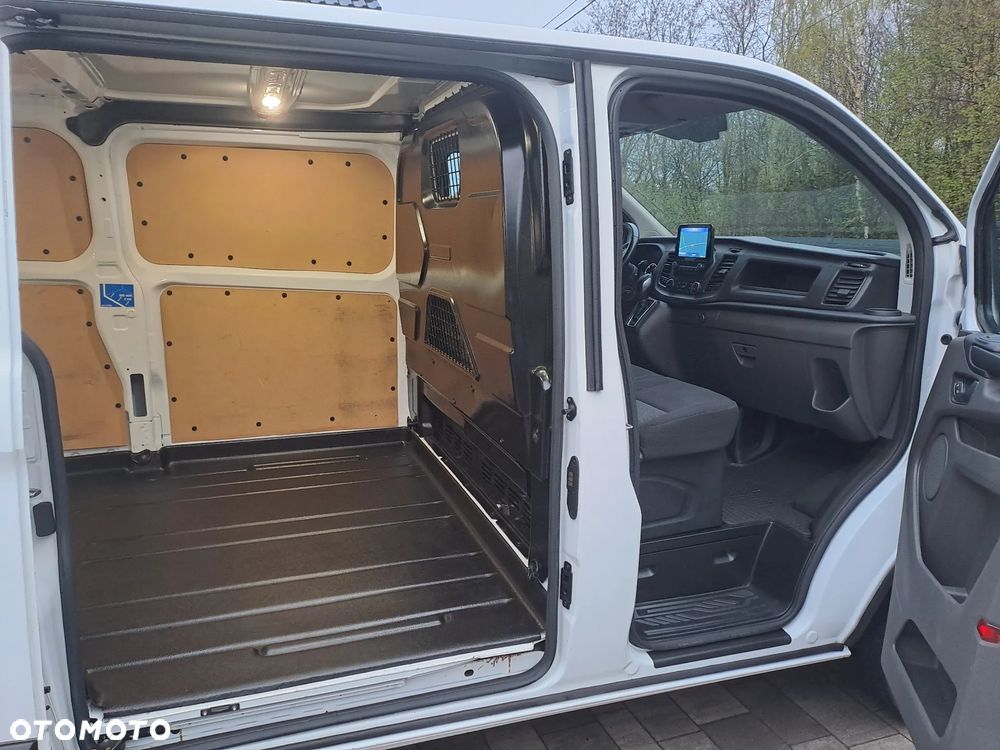 Ford Transit Custom - 10