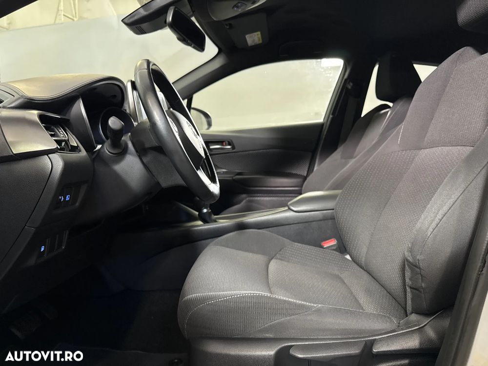 Toyota C-HR - 23