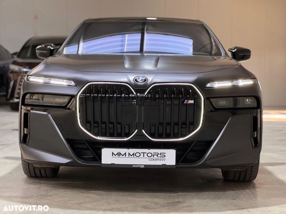 BMW M7 M760e xDrive AT PHEV - 19